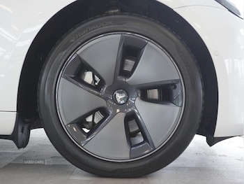 Used Tesla Model 3 2021 for sale - 79454226: Photo