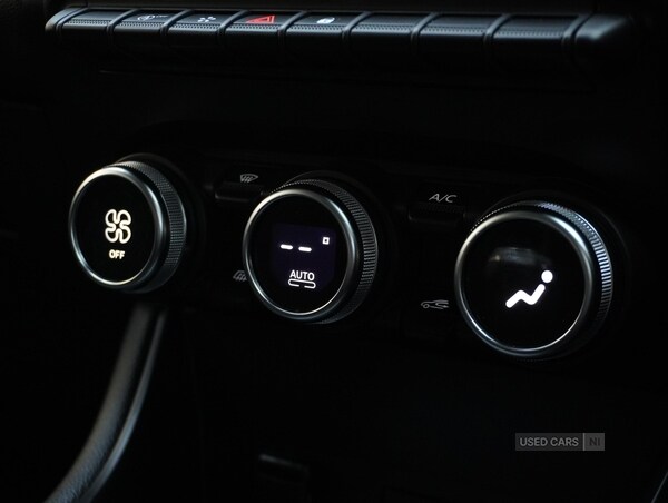 Used Renault Captur 2021 for sale - 76308214: Photo 18