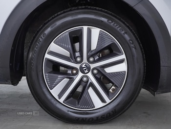 Used Kia Niro 2021 for sale - 76228141: Photo 2