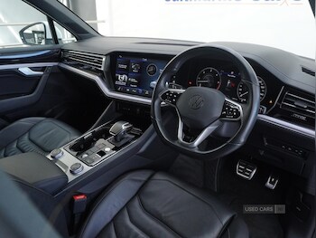 Used Volkswagen Touareg 2023 for sale - 77697032: Photo