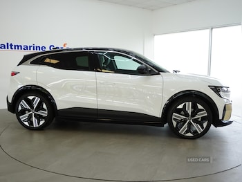 Used Renault Megane 2024 for sale - 75402783: Photo
