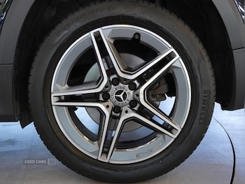 Used Mercedes-Benz GLB 2021 for sale - 76123395: Photo 2
