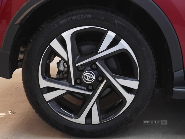 Used Toyota C-HR 2023 for sale - 77551085: Photo 2