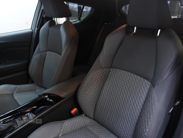 Used Toyota C-HR 2023 for sale - 77551085: Photo 25