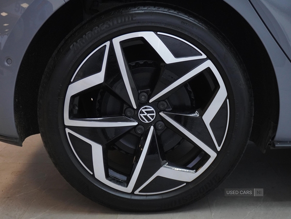 Used Volkswagen ID.3 2023 for sale - 76729384: Photo 2