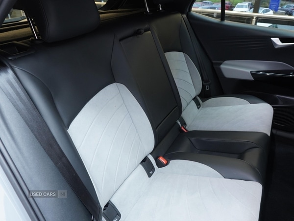 Used Volkswagen ID.3 2023 for sale - 76729384: Photo 9