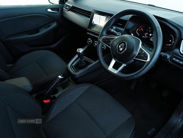 Used Renault Clio 2023 for sale - 76201502: Photo 3