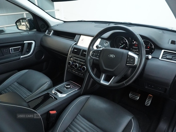 Used Land Rover Discovery Sport 2018 for sale - 77739049: Photo 3