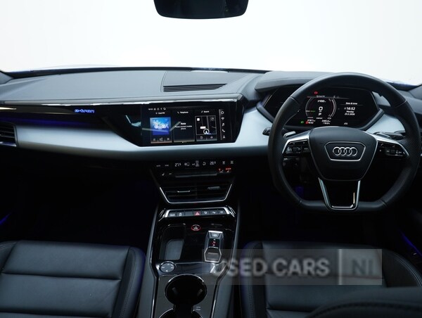 Used Audi e-tron GT 2023 for sale - 77525284: Photo 11