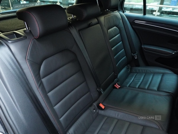 Used Volkswagen Golf 2017 for sale - 76887652: Photo 10