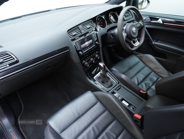 Used Volkswagen Golf 2017 for sale - 76887652: Photo 11