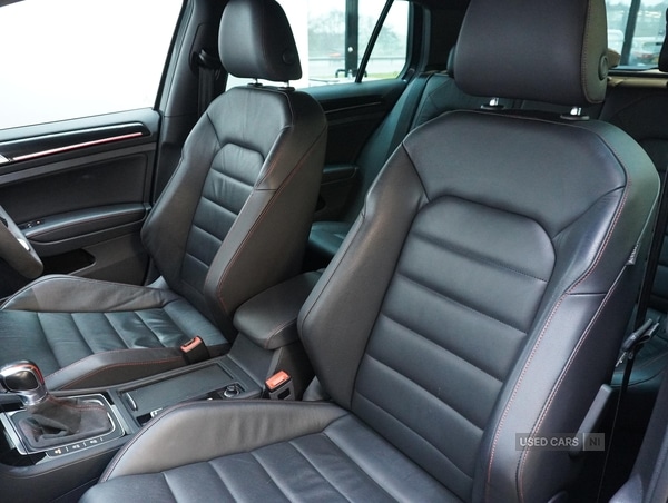 Used Volkswagen Golf 2017 for sale - 76887652: Photo 28