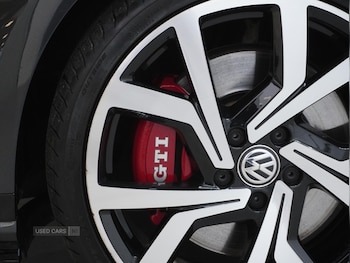 Used Volkswagen Golf 2017 for sale - 76887652: Photo