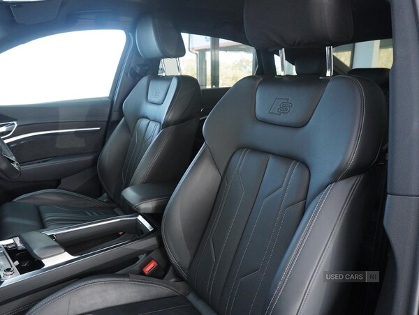 Used Audi e-tron 2021 for sale - 76359130: Photo 30