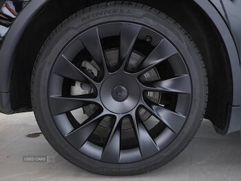 Used Tesla Model Y 2022 for sale - 76308223: Photo 2