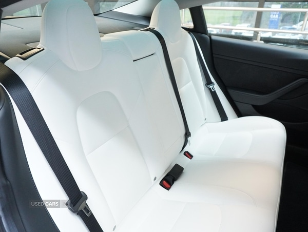 Used Tesla Model 3 2021 for sale - 76825500: Photo 9