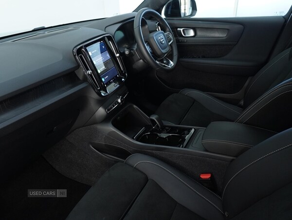 Used Volvo XC40 2023 for sale - 76248311: Photo 11