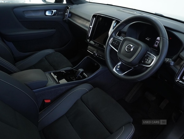 Used Volvo XC40 2023 for sale - 76248311: Photo 3