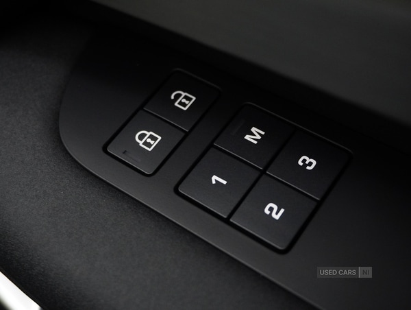 Used Land Rover Discovery 2022 for sale - 76216329: Photo 14