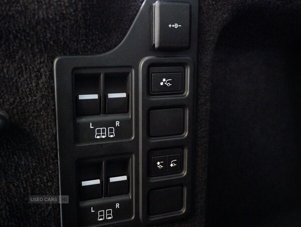 Used Land Rover Discovery 2022 for sale - 76216329: Photo 29
