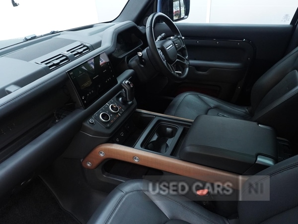 Used Land Rover Defender 2023 for sale - 77672306: Photo 10