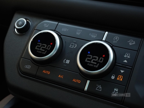 Used Land Rover Defender 2023 for sale - 77672306: Photo 18