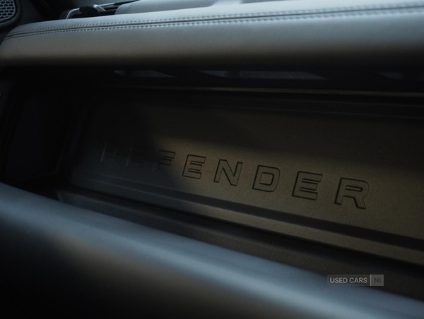 Used Land Rover Defender 2023 for sale - 77672306: Photo 27