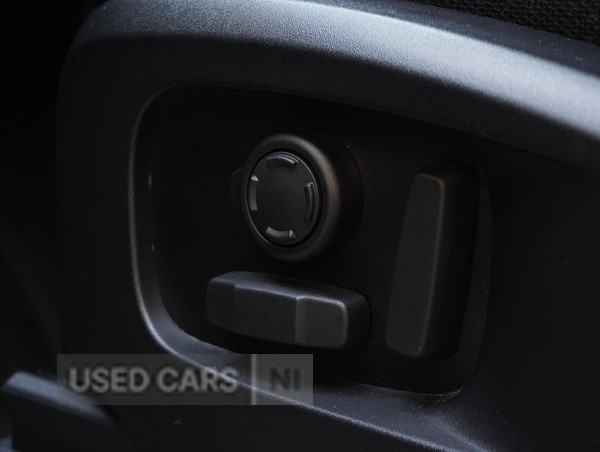 Used Land Rover Defender 2023 for sale - 77672306: Photo 30