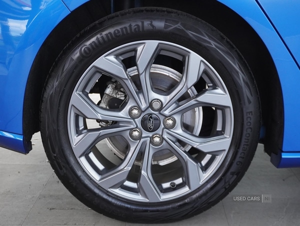 Used Ford Focus 2023 for sale - 76966023: Photo 2