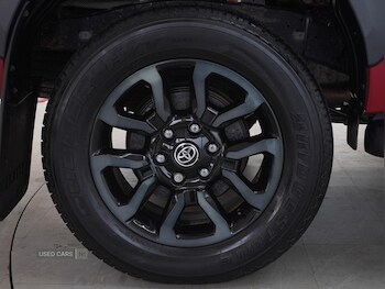 Used Toyota Hilux 2023 for sale - 76593048: Photo