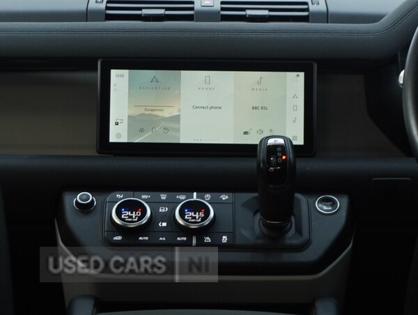 Used Land Rover Defender 2023 for sale - 77684603: Photo 12