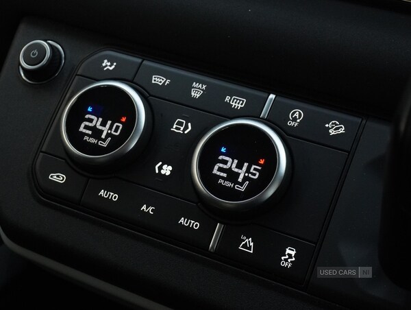 Used Land Rover Defender 2023 for sale - 77684603: Photo 23