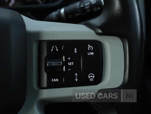 Used Land Rover Defender 2023 for sale - 77684603: Photo 27