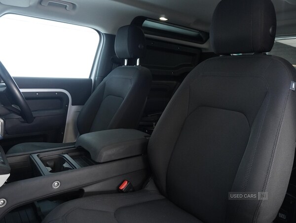 Used Land Rover Defender 2023 for sale - 77684603: Photo 31