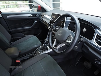 Used Volkswagen T-Roc 2022 for sale - 79427111: Photo