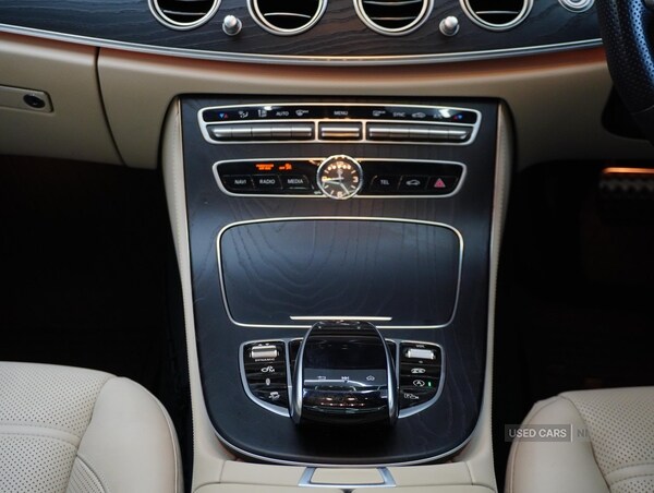 Used Mercedes-Benz E-Class 2020 for sale - 76021289: Photo 29