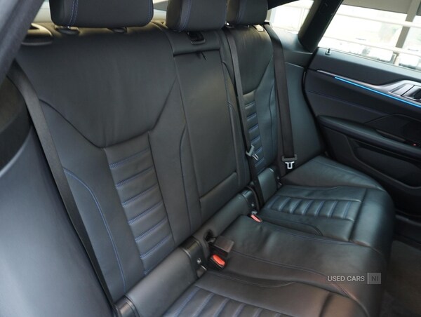 Used BMW i4 2022 for sale - 77268418: Photo 9