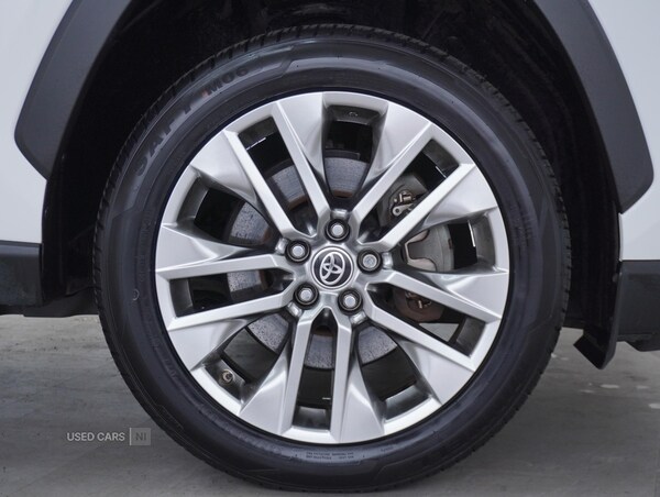 Used Toyota RAV4 2021 for sale - 76240591: Photo 2