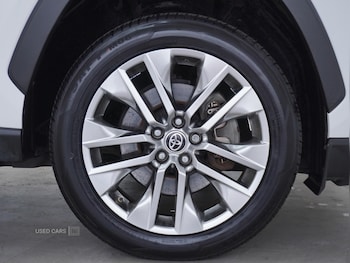 Used Toyota RAV4 2021 for sale - 76240591: Photo 2