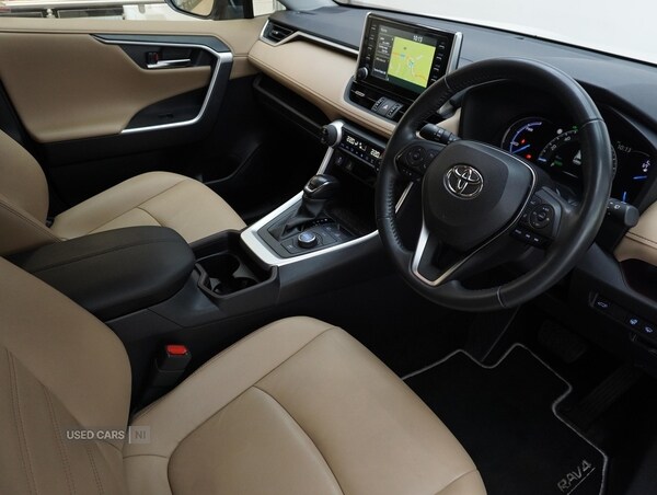 Used Toyota RAV4 2021 for sale - 76240591: Photo 3