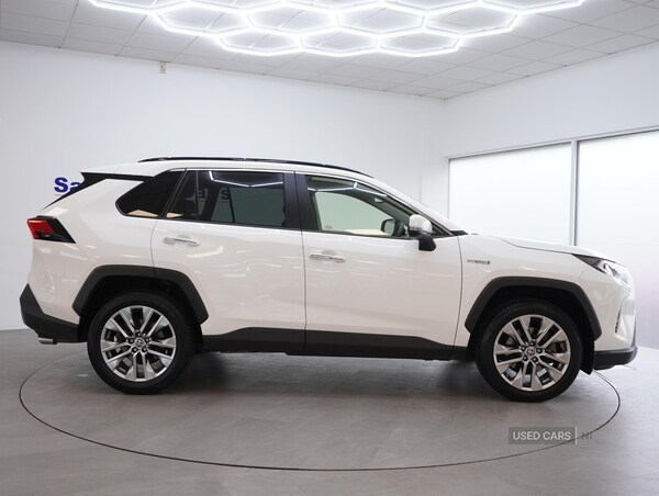 Used Toyota RAV4 2021 for sale - 76240591: Photo 4