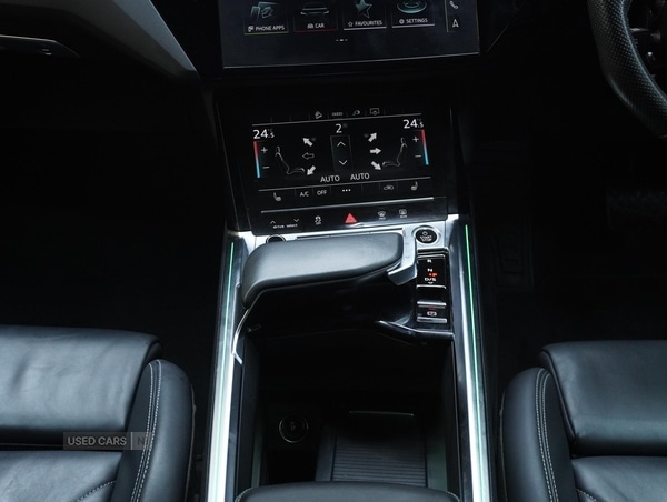 Used Audi e-tron 2021 for sale - 78059052: Photo 25