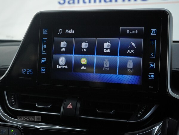 Used Toyota C-HR 2018 for sale - 76378184: Photo 15