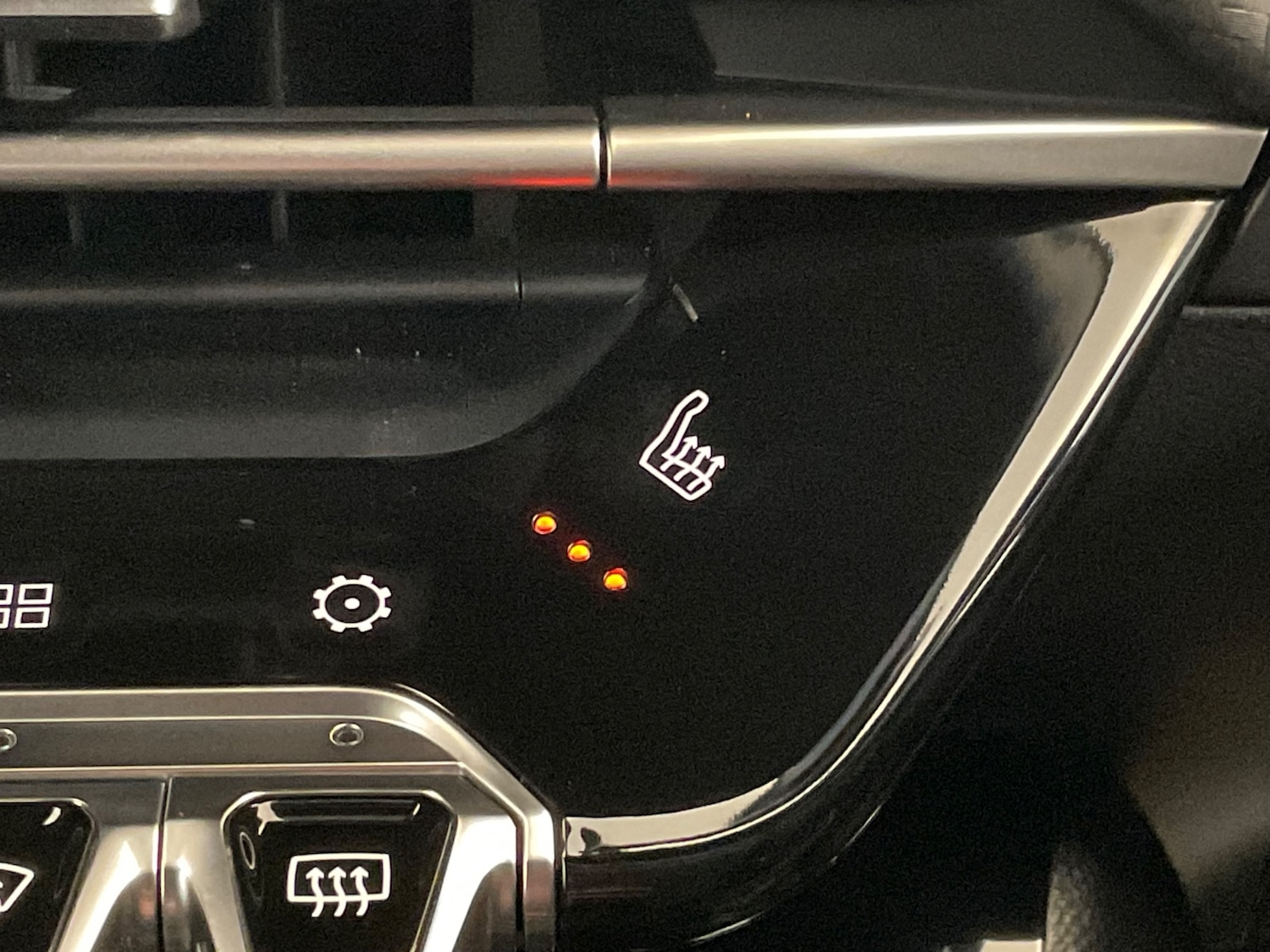 Used Peugeot 2008 2023 for sale - 76871548: Photo 17