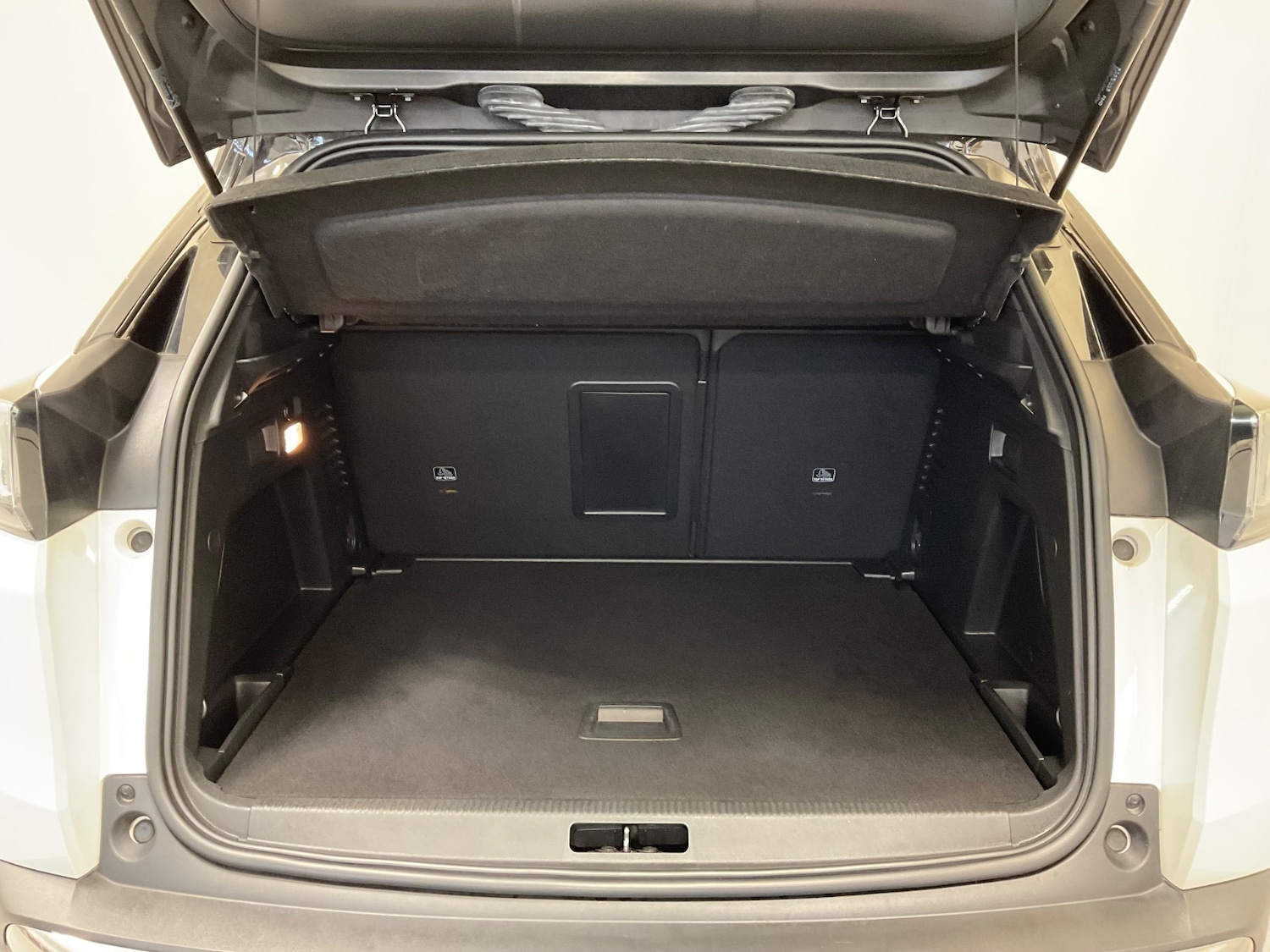 Used Peugeot 3008 2022 for sale - 78152491: Photo 52