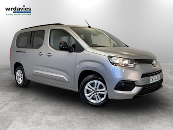 Used Toyota PROACE CITY Verso 2024 for sale - 77855661: Photo