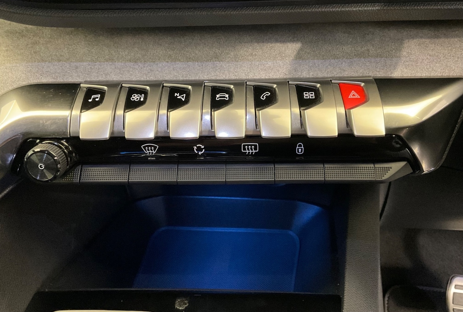 Used Peugeot 3008 2022 for sale - 76869066: Photo 34