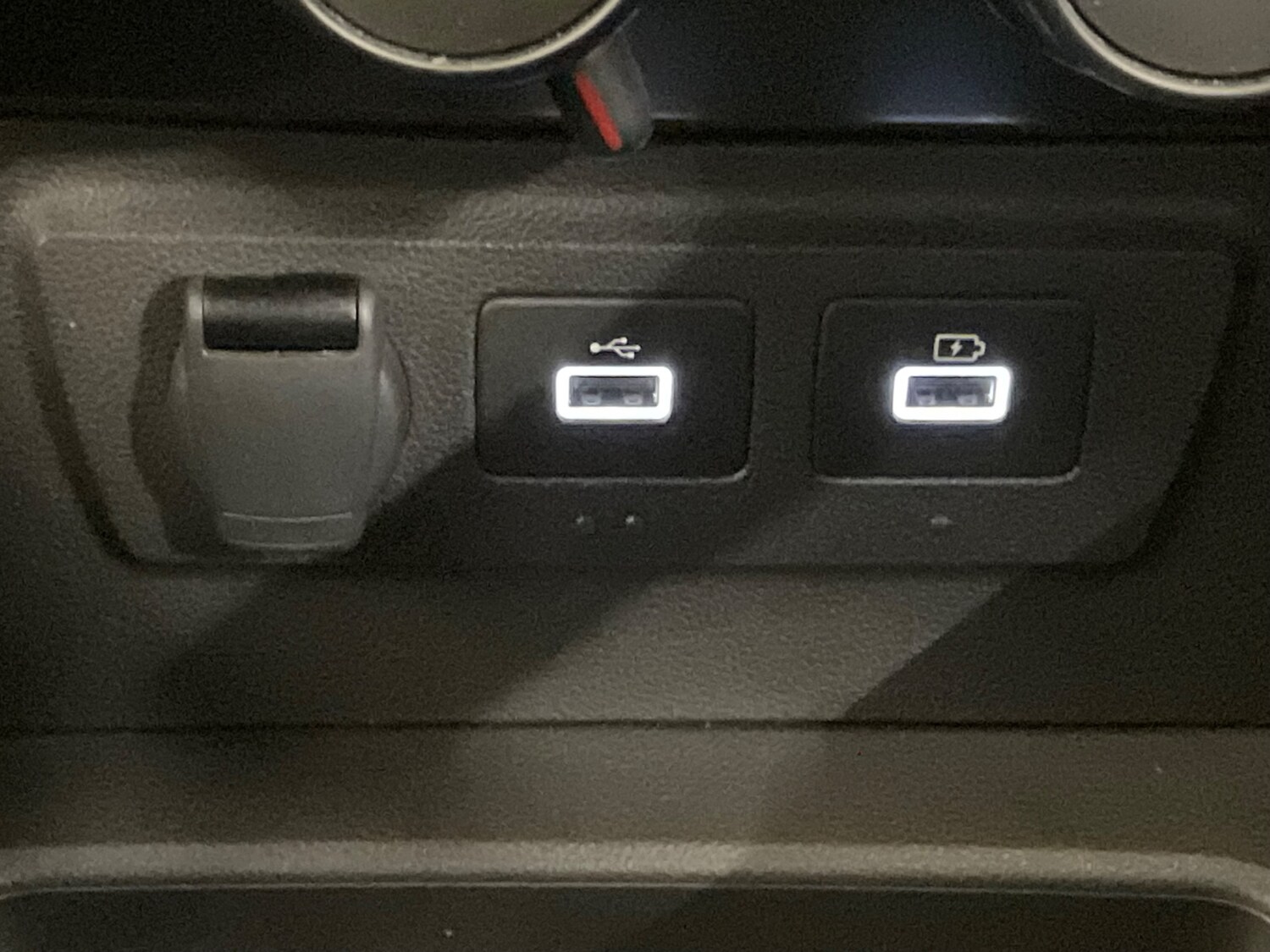 Used Dacia Duster 2023 for sale - 76873428: Photo 27