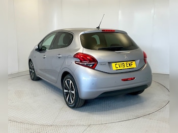 Used Peugeot 208 2019 for sale - 76276748: Photo