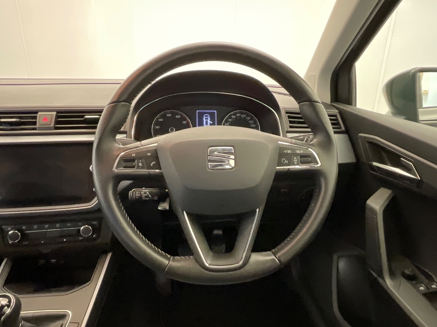 Used SEAT Arona 2017 for sale - 76873965: Photo 3